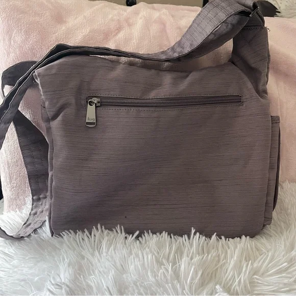 Lug Crossbody Bag sidekick - Picture 2 of 12